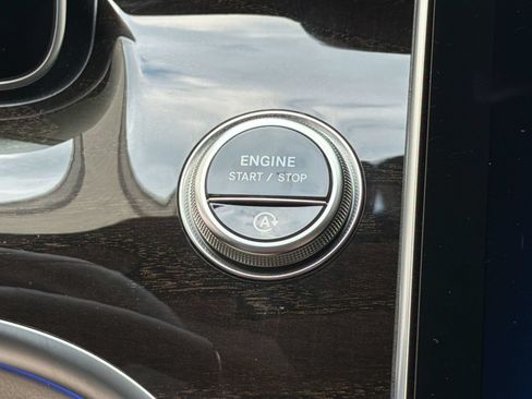 Certified 2026 Mercedes-Benz C 300 4MATIC Sedan image 17