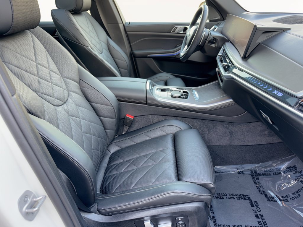 Certified 2025 BMW X5 sDrive40i w/ Premium Package RWD image 30