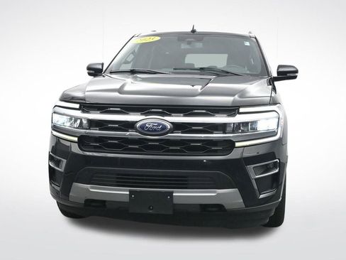 Used 2023 Ford Expedition Limited image 2