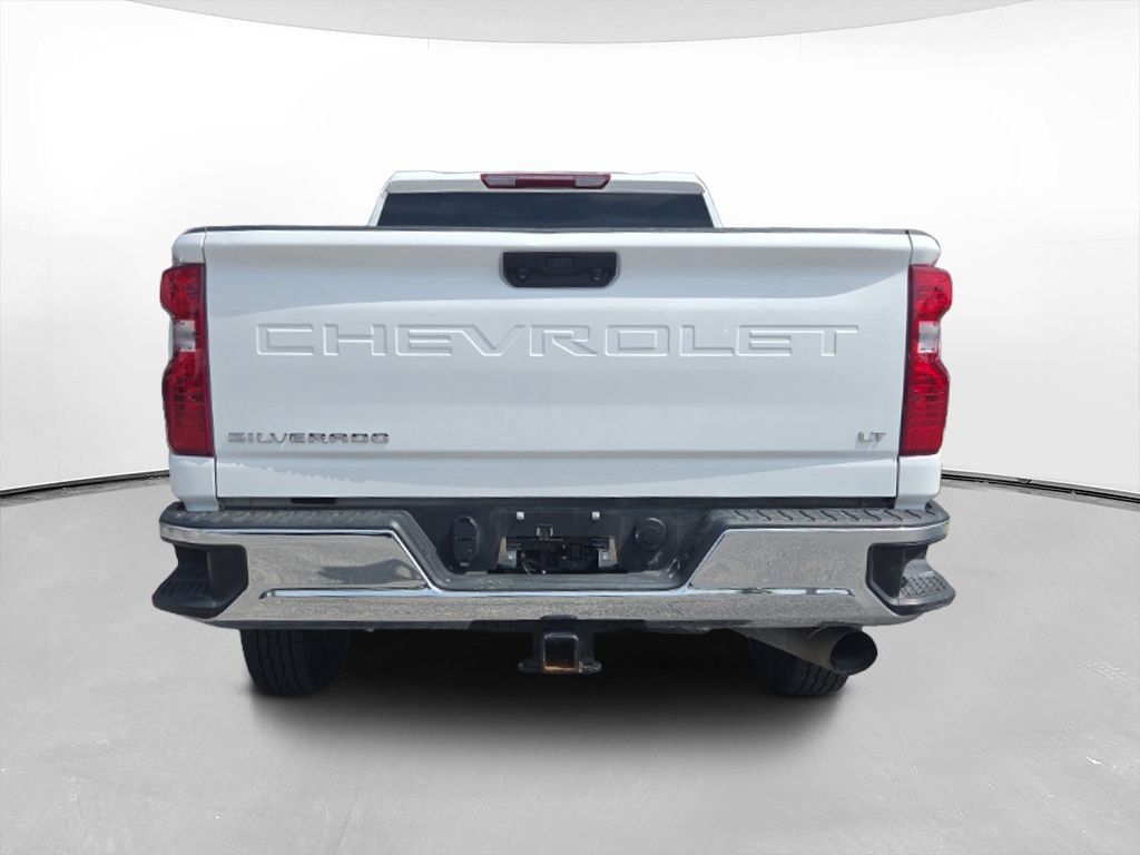 Used 2025 Chevrolet Silverado 2500 LT w/ Convenience Package AWD/4WD image 6