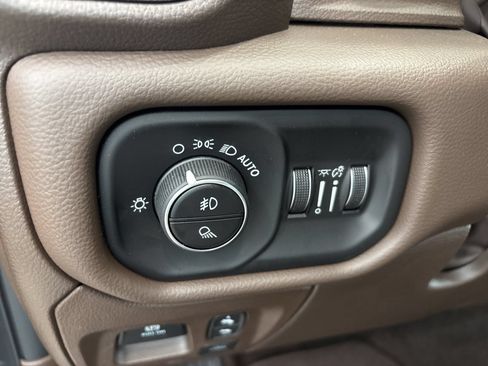 New 2026 RAM 1500 Laramie w/ Laramie Southwest Edition AWD/4WD image 14