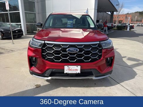 Used 2025 Ford Explorer Platinum w/ Ultimate Package image 3