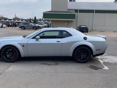 Used 2023 Dodge Challenger SRT Hellcat image 5