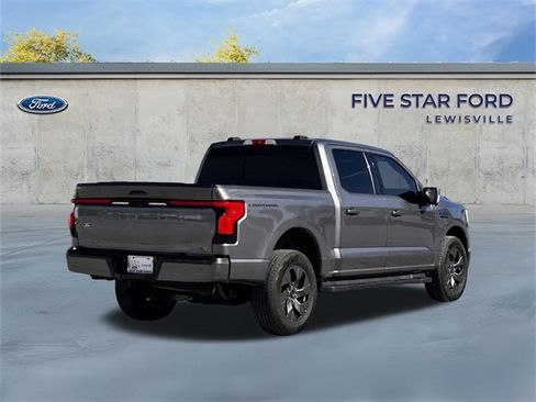 Used 2024 Ford F150 Lightning Lariat image 4