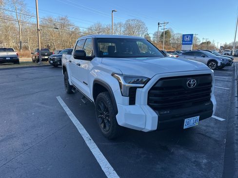 Used 2023 Toyota Tundra SR5 image 3