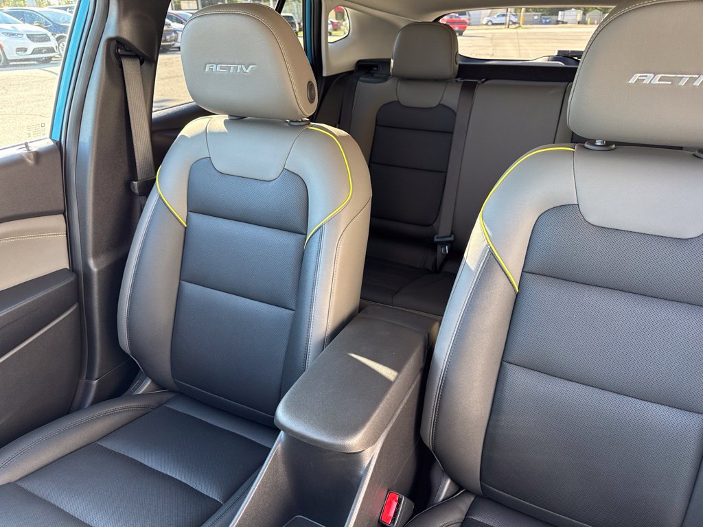 Used 2025 Chevrolet Trax ACTIV w/ Driver Confidence Package FWD image 28