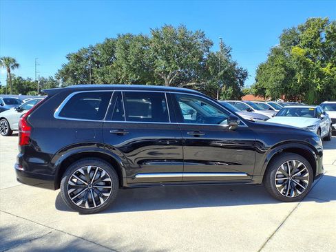 New 2026 Volvo XC90 B5 Core w/ Protection Package Premier image 8