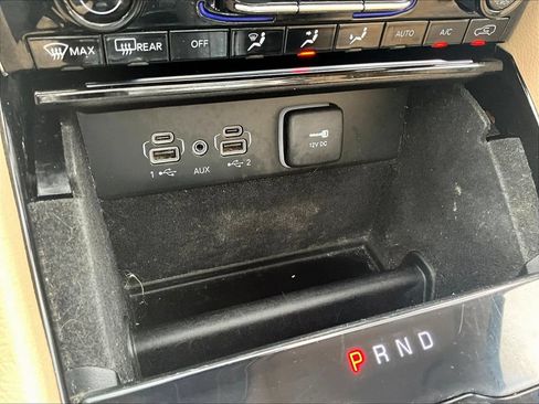 Used 2021 Jeep Grand Cherokee L Limited AWD/4WD image 15