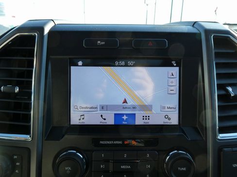 Used 2016 Ford F150 XLT w/ Equipment Group 302A Luxury image 31