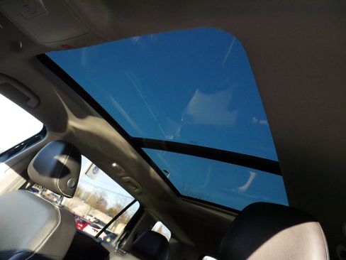 Certified 2021 Volkswagen Atlas SEL w/ MDO Package (Bench Seat) image 32