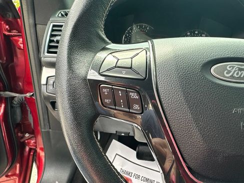 Used 2018 Ford Explorer Platinum AWD/4WD image 15