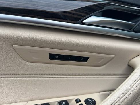 Used 2022 BMW 530i xDrive w/ Convenience Package image 29