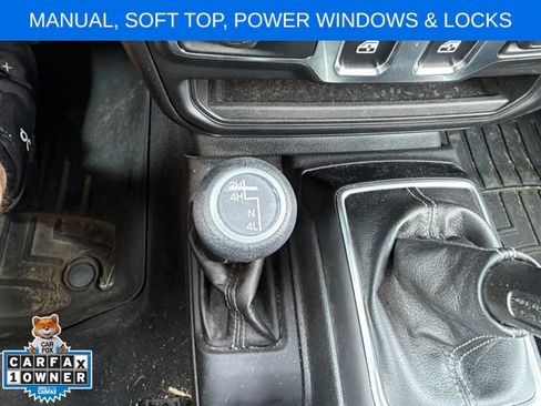 Used 2025 Jeep Wrangler Sport AWD/4WD image 14