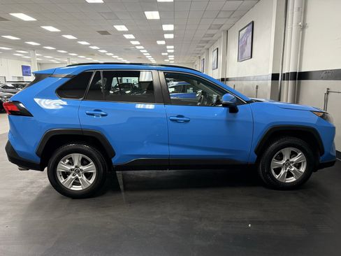 Used 2021 Toyota RAV4 XLE image 13