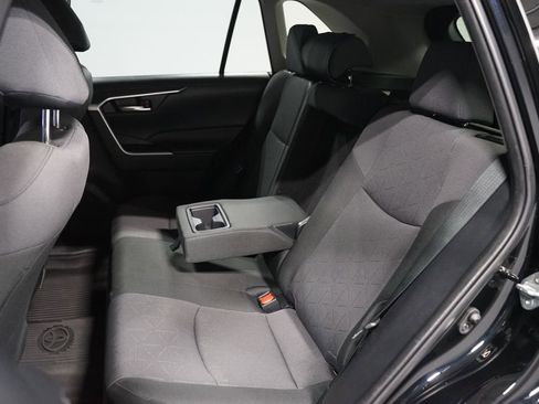 Certified 2025 Toyota RAV4 XLE image 29