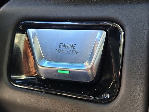 Used 2025 GMC Yukon AT4 Ultimate w/ LPO, Floor Liner Package image 25