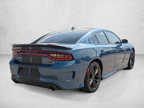 Used 2022 Dodge Charger R/T w/ Performance Handling Group image 5