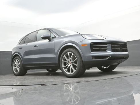 New 2026 Porsche Cayenne AWD/4WD image 41