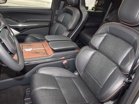 New 2026 Lincoln Navigator Black Label AWD/4WD image 36