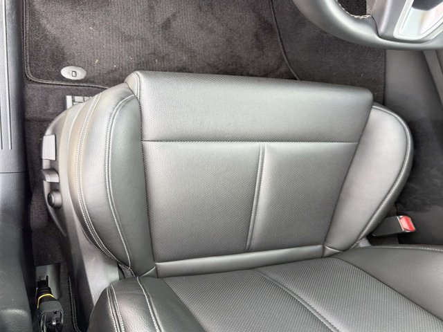 Used 2026 Genesis G70 2.5T RWD image 9