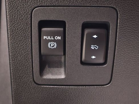 Used 2019 Ford F150 Lariat w/ Equipment Group 502A Luxury AWD/4WD image 29
