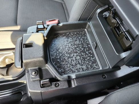 Used 2022 Jeep Gladiator Sport image 14