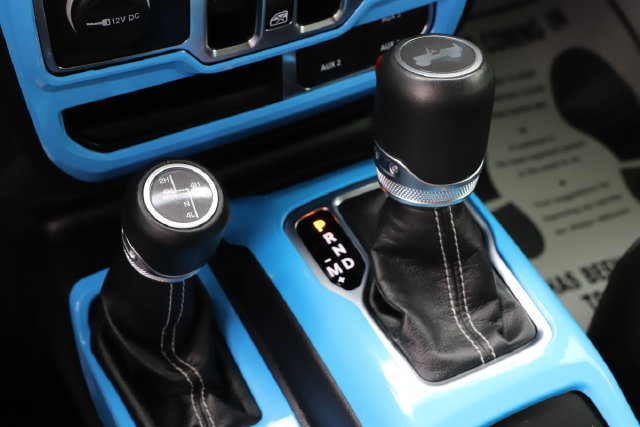 Used 2022 Jeep Wrangler Unlimited Sahara AWD/4WD image 29