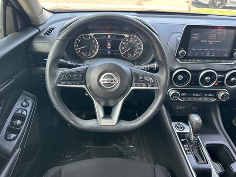 Used 2021 Nissan Sentra SV FWD image 15