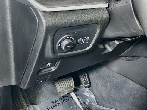 Used 2023 Jeep Grand Cherokee Limited w/ Trailer Tow Prep Group (B) AWD/4WD image 10