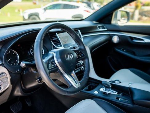 Used 2023 INFINITI QX55 Essential w/ Accent Package image 31