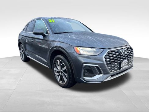 Used 2021 Audi Q5 2.0T Premium w/ Convenience Package image 3