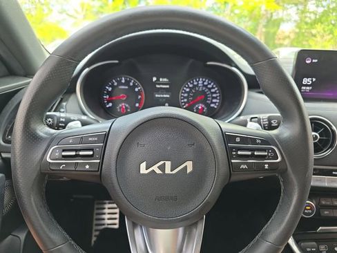 Used 2022 Kia Stinger GT-Line w/ Sun & Sound Package RWD image 18