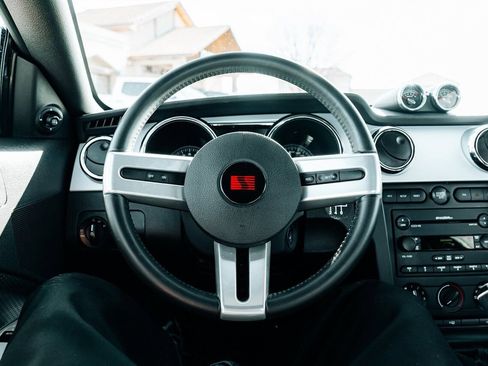 Used 2007 Ford Mustang GT Premium image 32