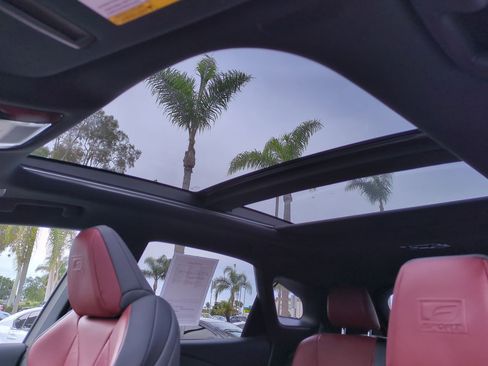 Used 2023 Lexus RX 500h F Sport image 28