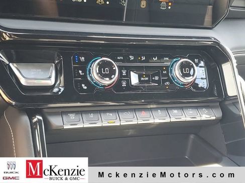 New 2026 GMC Sierra 2500 AT4X w/ LPO, Black Badging Package AWD/4WD image 18