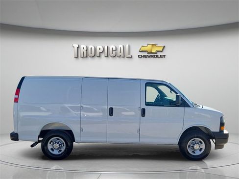 New 2025 Chevrolet Express 2500 w/ Driver Convenience Package image 6