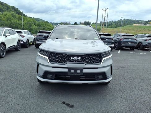 Certified 2023 Kia Sorento SX AWD/4WD image 6