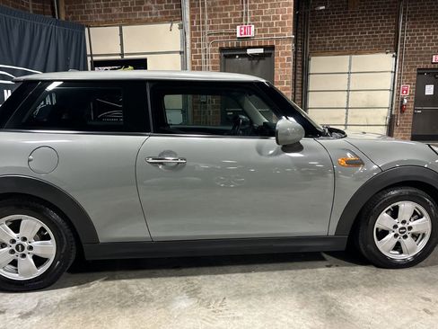 Used 2019 MINI Cooper 2-Door Hardtop w/ Storage Package image 14