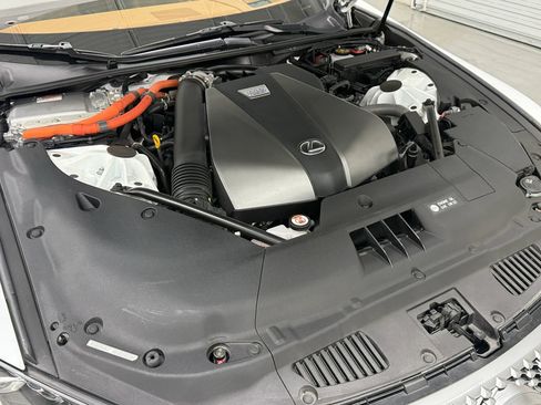 Used 2023 Lexus LC 500h w/ Dynamic Handling Package RWD image 92