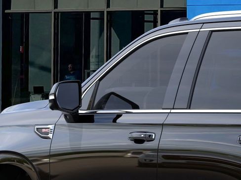 New 2026 GMC Yukon Denali image 13