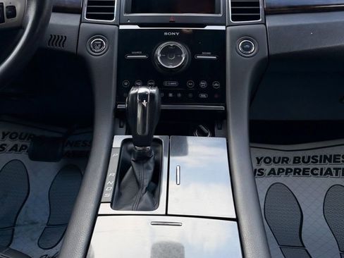 Used 2019 Ford Taurus Limited image 17