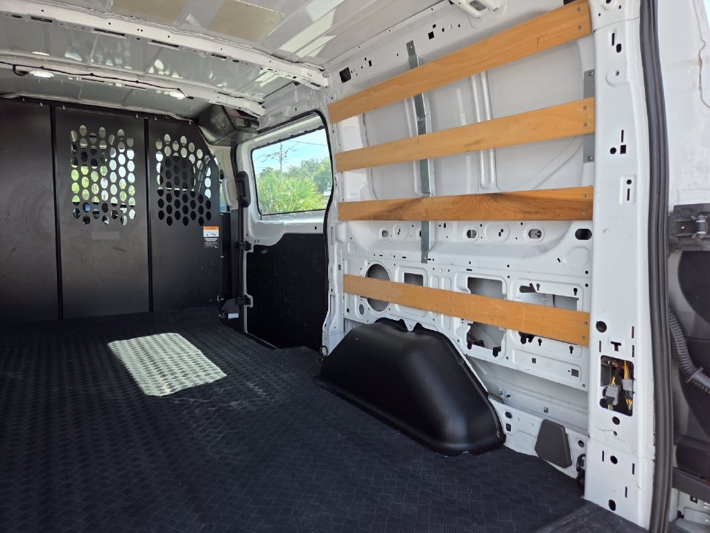 Used 2025 Ford Transit 250 Low Roof w/ Exterior Upgrade Package RWD image 20