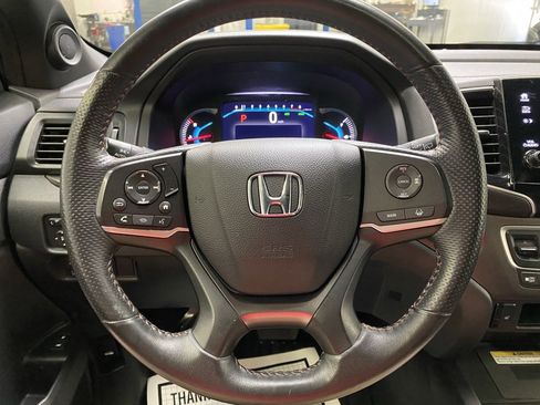 Used 2022 Honda Pilot TrailSport image 29