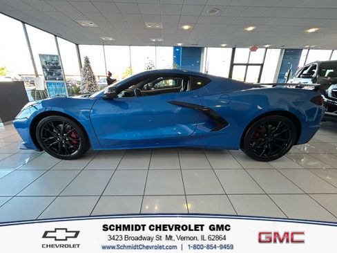 New 2026 Chevrolet Corvette Stingray Coupe w/ Z51 Performance Package image 2