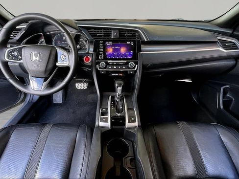 Used 2019 Honda Civic Touring image 9