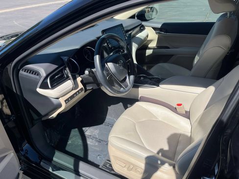 Used 2022 Toyota Camry XLE w/ Carpet Mat Package (TMS) AWD/4WD image 11