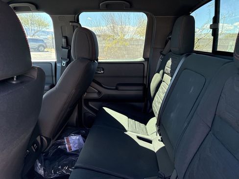Used 2025 Nissan Frontier Pro-X w/ Pro Convenience Package image 14