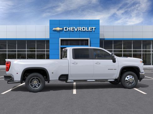New 2026 Chevrolet Silverado 3500 LT w/ All Star Edition AWD/4WD image 5