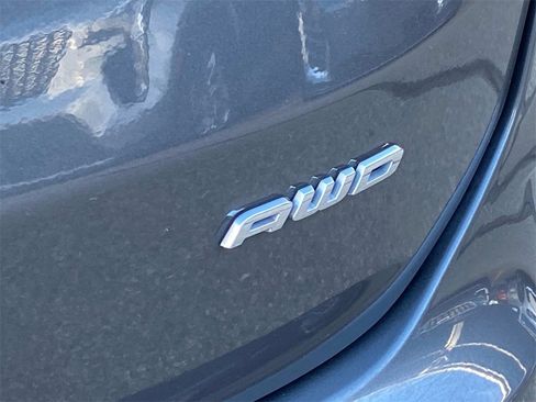 Used 2023 Ford Edge SE image 12