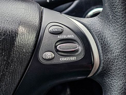 Used 2020 Nissan Pathfinder S image 20